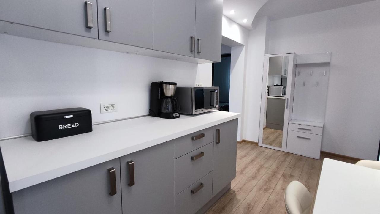 Amie Seaside Apartment Constanta Ngoại thất bức ảnh