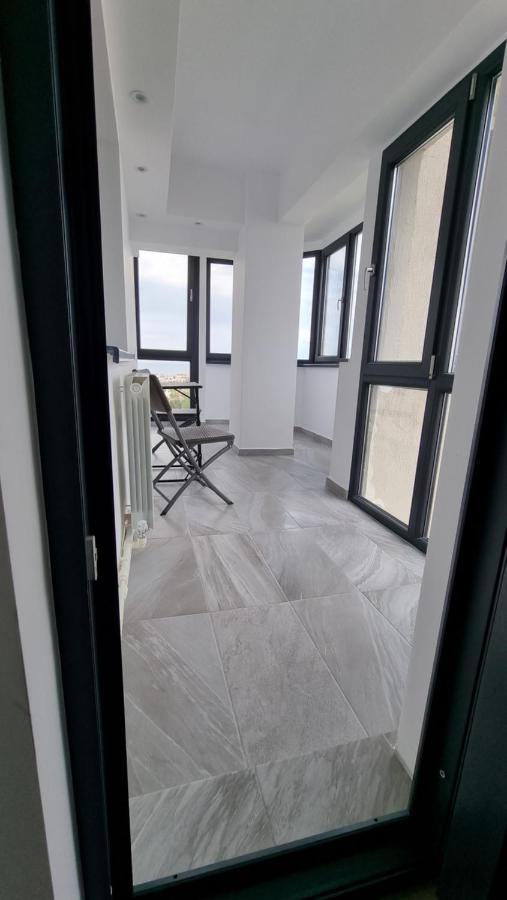 Amie Seaside Apartment Constanta Ngoại thất bức ảnh