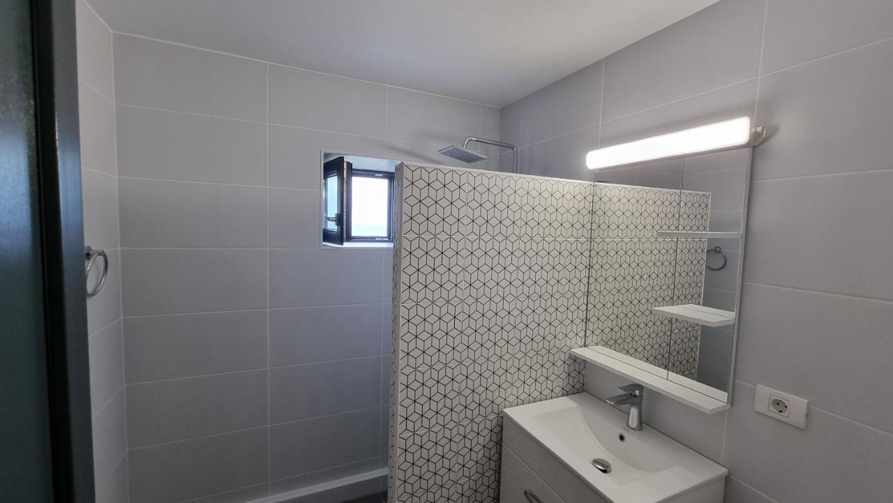 Amie Seaside Apartment Constanta Ngoại thất bức ảnh