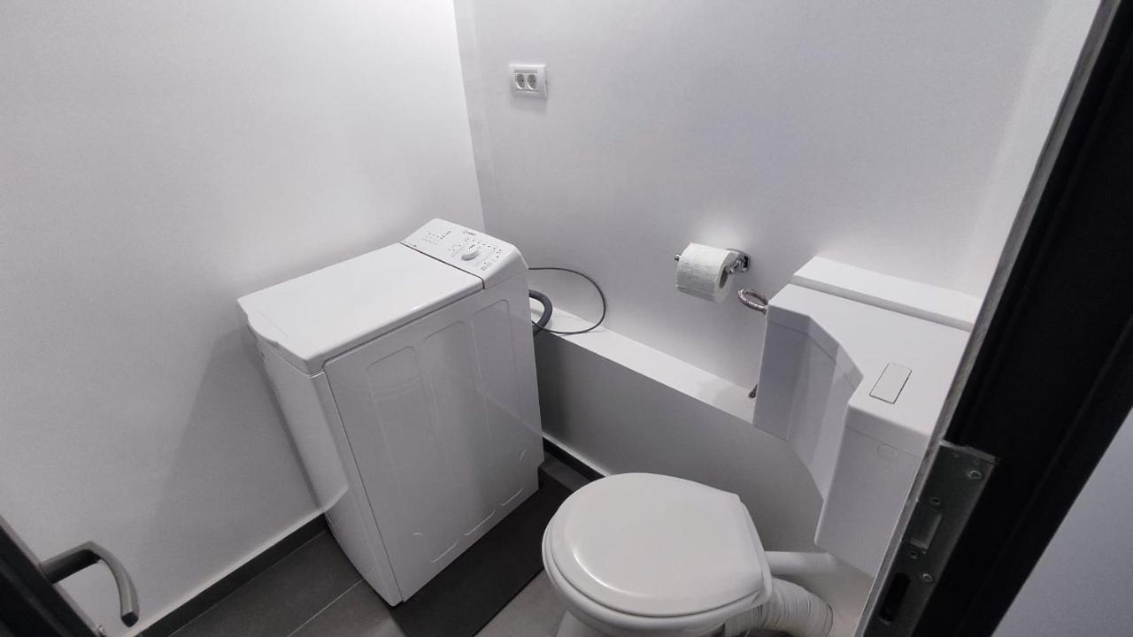 Amie Seaside Apartment Constanta Ngoại thất bức ảnh