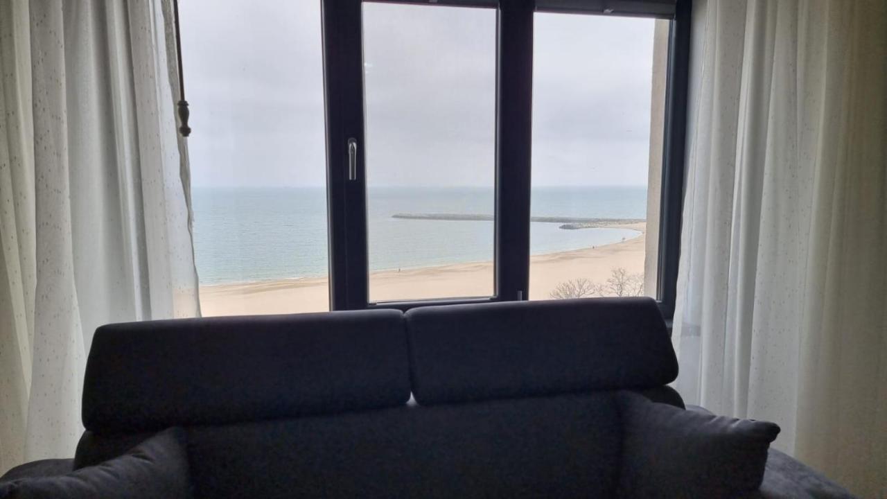 Amie Seaside Apartment Constanta Ngoại thất bức ảnh
